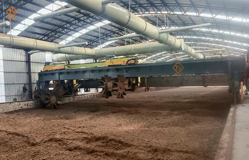 甘蔗渣發酵有機肥用哪款翻堆機好 甘蔗渣發酵有機肥用哪款翻堆機好