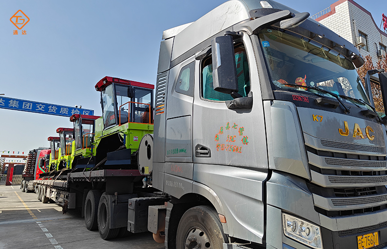 寧夏海原5臺定制履帶翻拋機發貨 寧夏海原5臺定制履帶翻拋機發貨